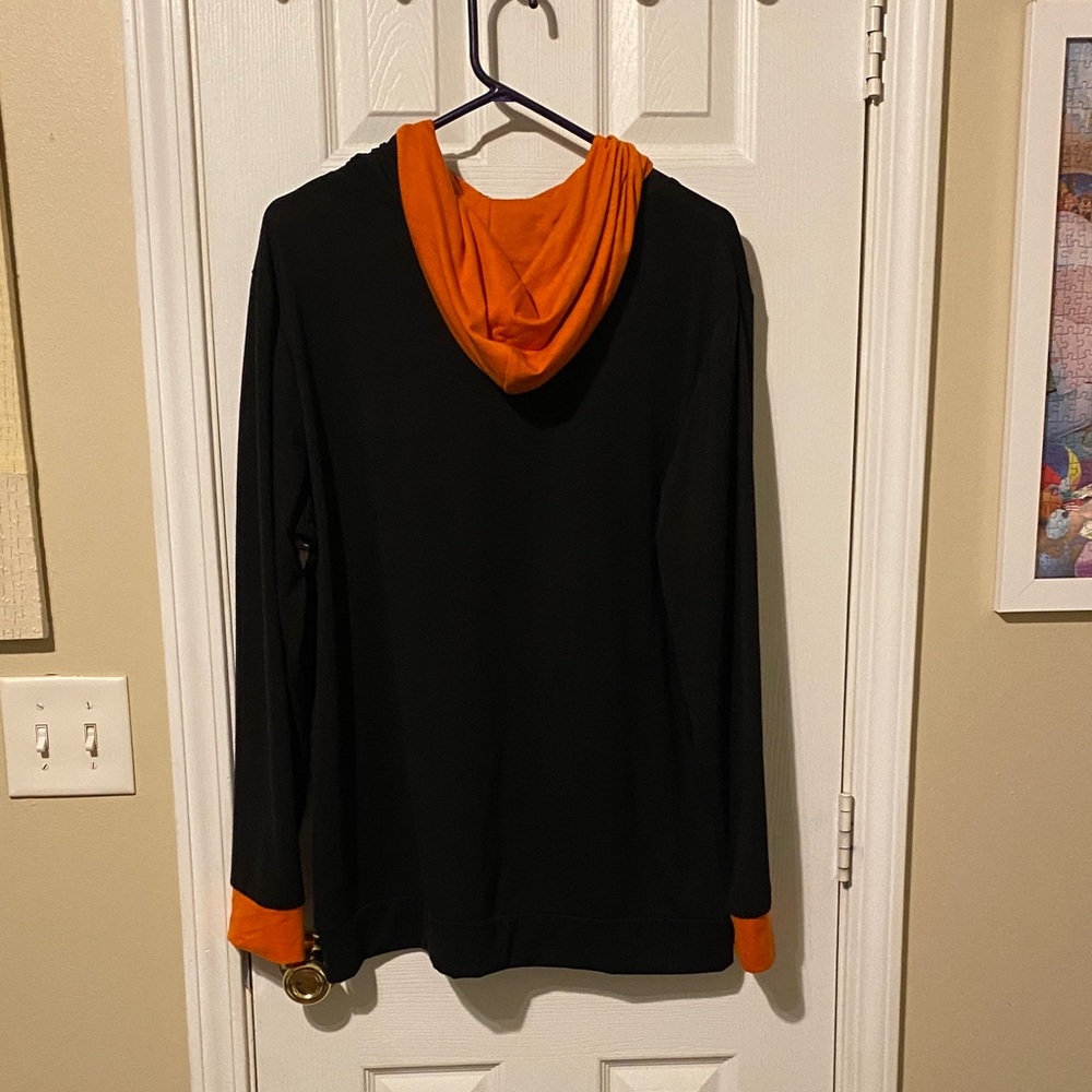 MISSLOOK Black and Orange Lightweight Hoodie - Picture 3 of 5